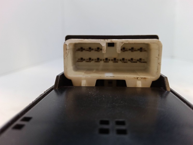 Recambio de mando elevalunas delantero izquierdo para hyundai accent ii (lc) 1.3 referencia OEM IAM   