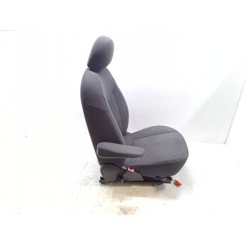 ASIENTO DELANTERO IZQUIERDO 