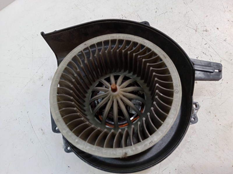 Recambio de motor calefaccion para seat ibiza iv sc (6j1, 6p5) 1.9 tdi referencia OEM IAM   