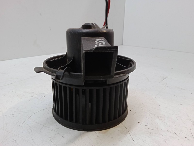 Recambio de motor calefaccion para peugeot 206 hatchback (2a/c) 1.4 i referencia OEM IAM   