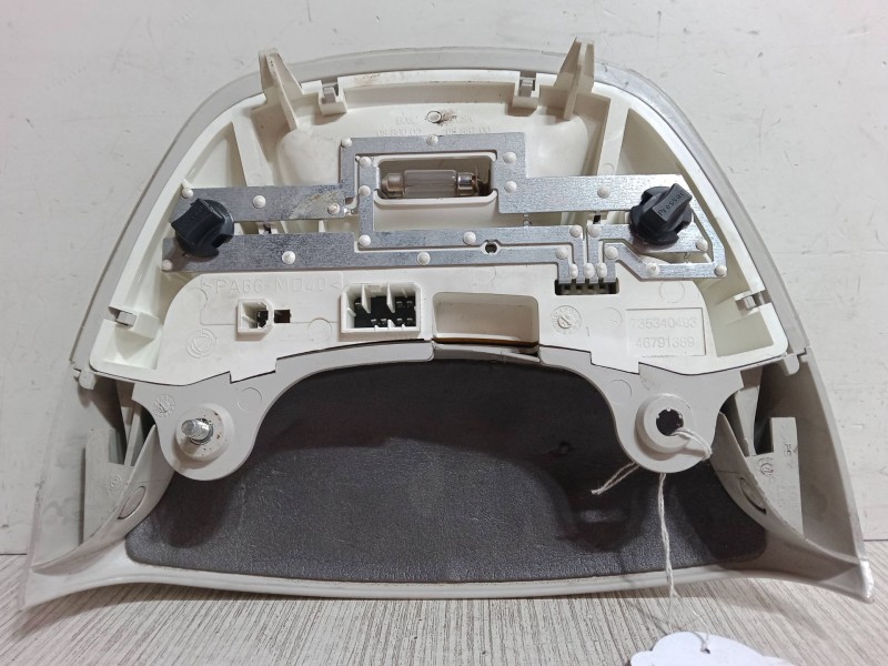 Recambio de luz interior delantera para fiat stilo van (192_) 1.9 jtd (192dxe1a) referencia OEM IAM   