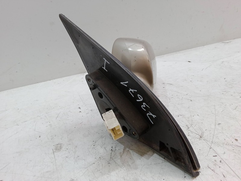 Recambio de retrovisor electrico izquierdo para daewoo nubira sedán (j200) 1.8 referencia OEM IAM   