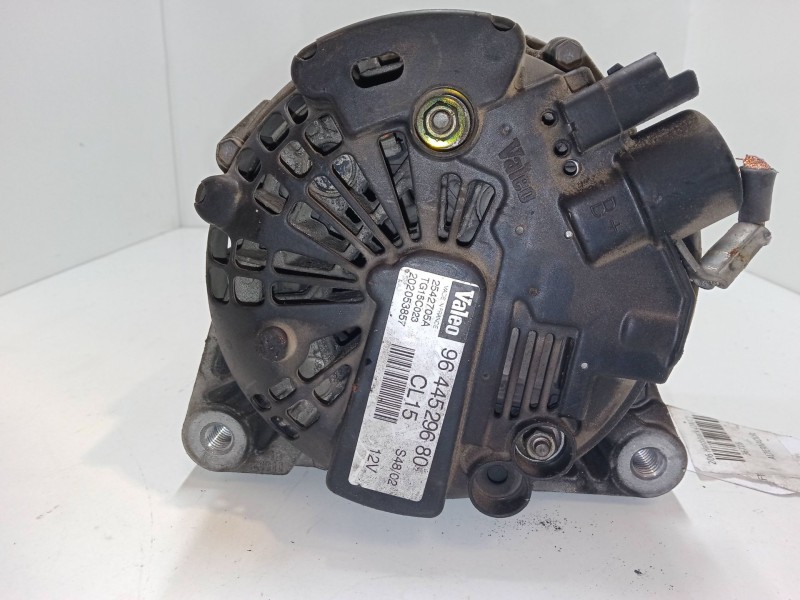 Recambio de alternador para peugeot 206 hatchback (2a/c) 1.4 hdi referencia OEM IAM   