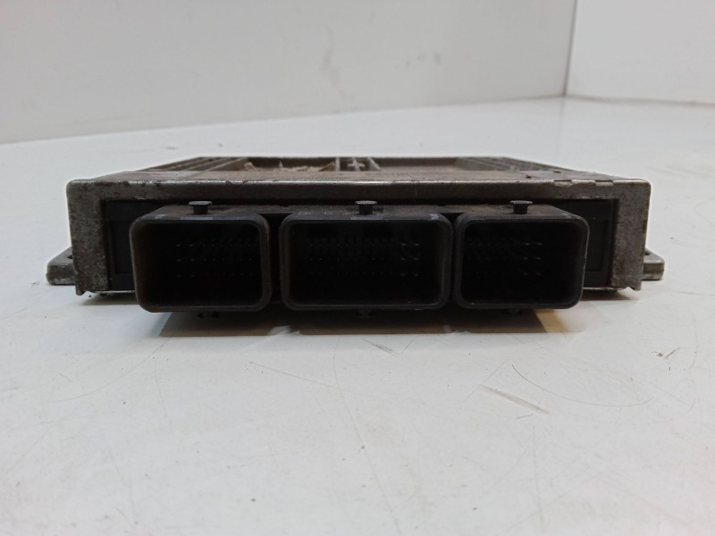 Recambio de centralita motor uce para peugeot 206 hatchback (2a/c) 1.4 i referencia OEM IAM 9644625680 S2000-2A 9646988680