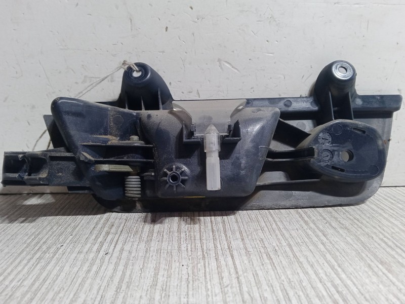 Recambio de maneta interior puerta trasera derecha para audi a4 b6 (8e2) 1.9 tdi referencia OEM IAM   