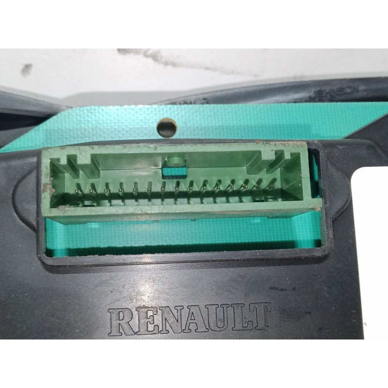 Recambio de cuadro instrumentos para renault trafic ii furgoneta (fl) 2.0 dci 115 (fl01, fl0u) referencia OEM IAM 28112374-B   Recambio de cuadro instrumentos para renault trafic ii furgoneta (fl) 2.0 dci 115 (fl01, fl0u) referencia OEM IAM 28112374-B