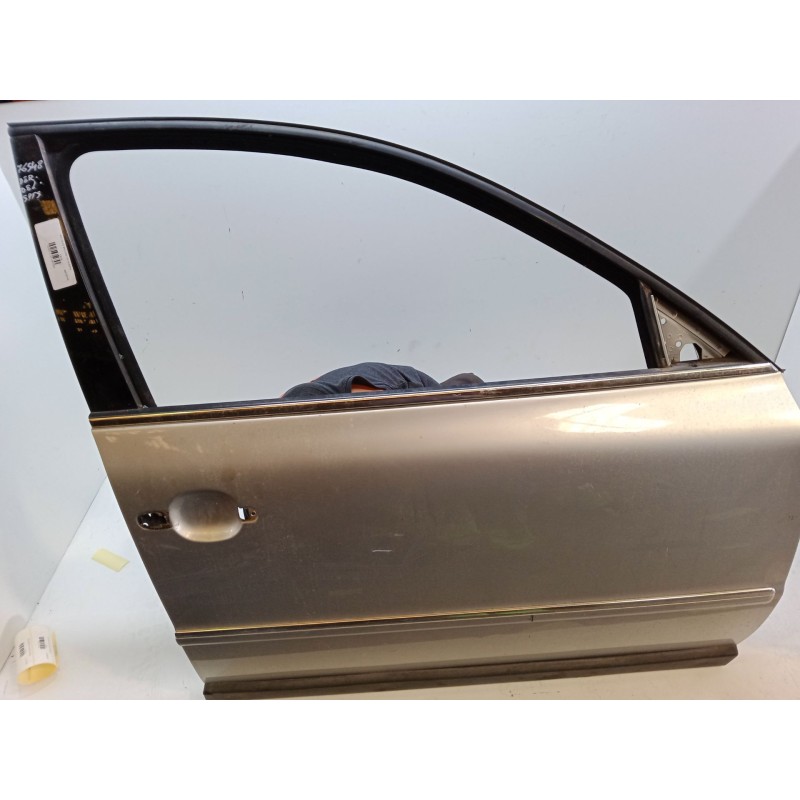 Recambio de puerta delantera derecha para volkswagen passat b5.5 (3b3) 1.9 tdi 4motion referencia OEM IAM   