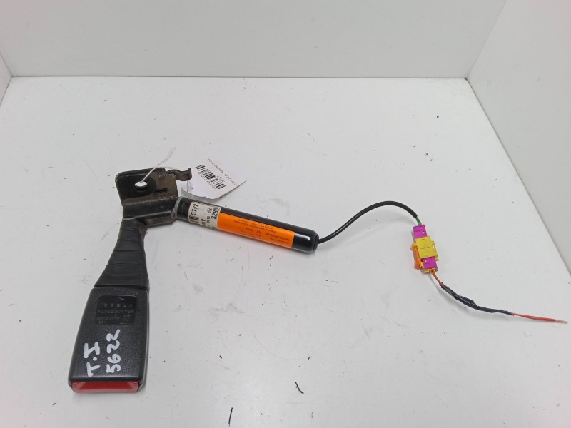 Recambio de anclaje cinturon trasero izquierdo para opel vectra c (z02) 1.9 cdti (f69) referencia OEM IAM   