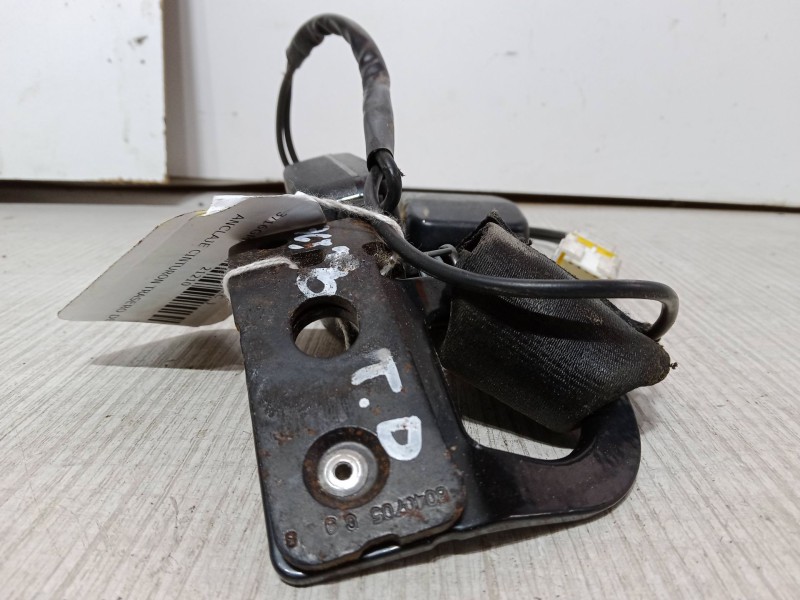 Recambio de anclaje cinturon trasero derecho para citroën c4 i (lc_) 1.4 16v referencia OEM IAM   