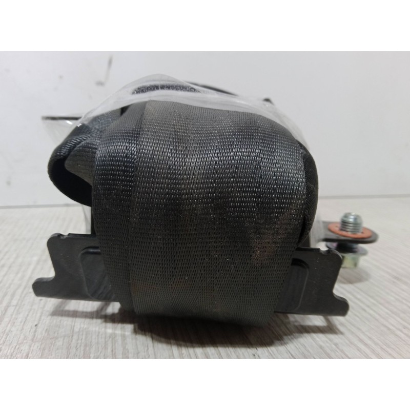 Recambio de cinturon seguridad trasero central para kia sportage iii (sl) 1.7 crdi referencia OEM IAM 89850-3U200WK  