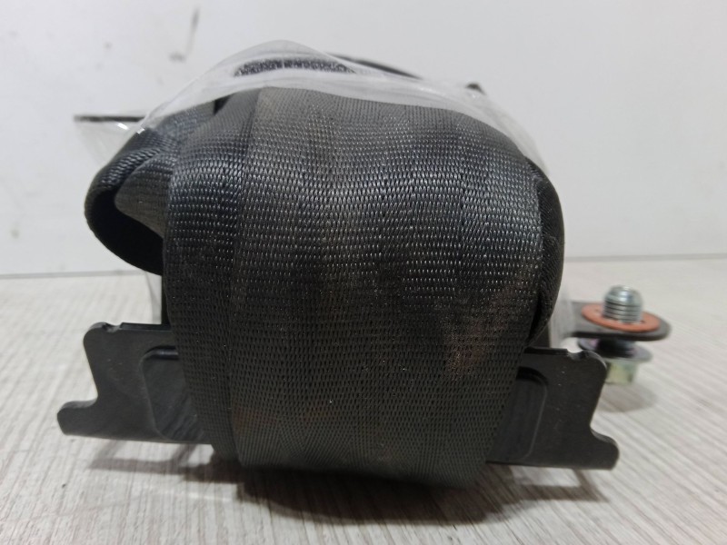 Recambio de cinturon seguridad trasero central para kia sportage iii (sl) 1.7 crdi referencia OEM IAM 89850-3U200WK  