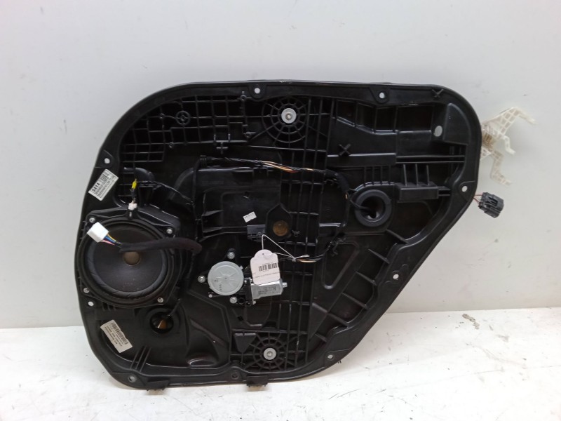 Recambio de elevalunas electrico trasero derecho para kia carens iv 1.7 crdi referencia OEM IAM   