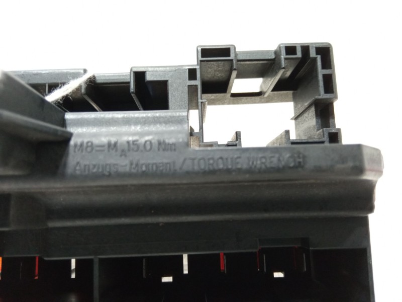 Recambio de caja reles / fusibles para bmw 7 (e65, e66, e67) 735 i, li referencia OEM IAM   