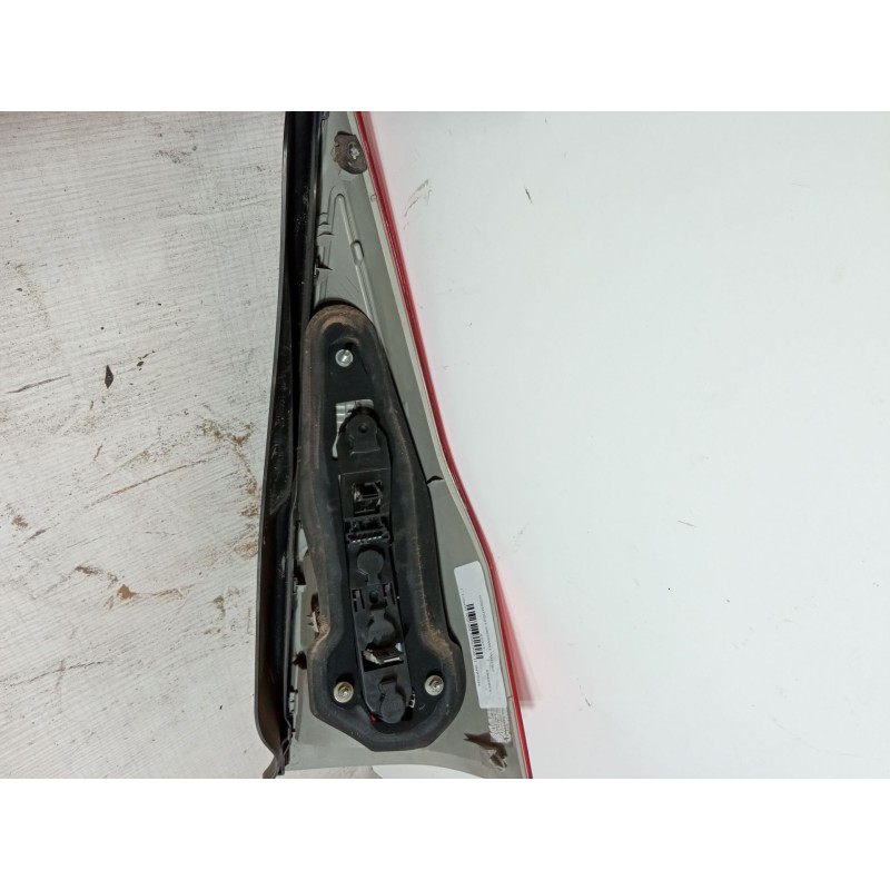 Recambio de piloto trasero izquierdo para renault megane ii station wagon (km0/1_) 1.6 16v referencia OEM IAM 8200417349  