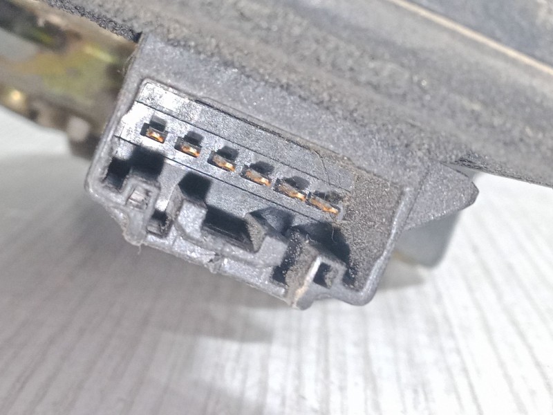 Recambio de cerradura puerta trasera izquierda para mazda 6 sedán (gg) 2.0 di (gg14) referencia OEM IAM   