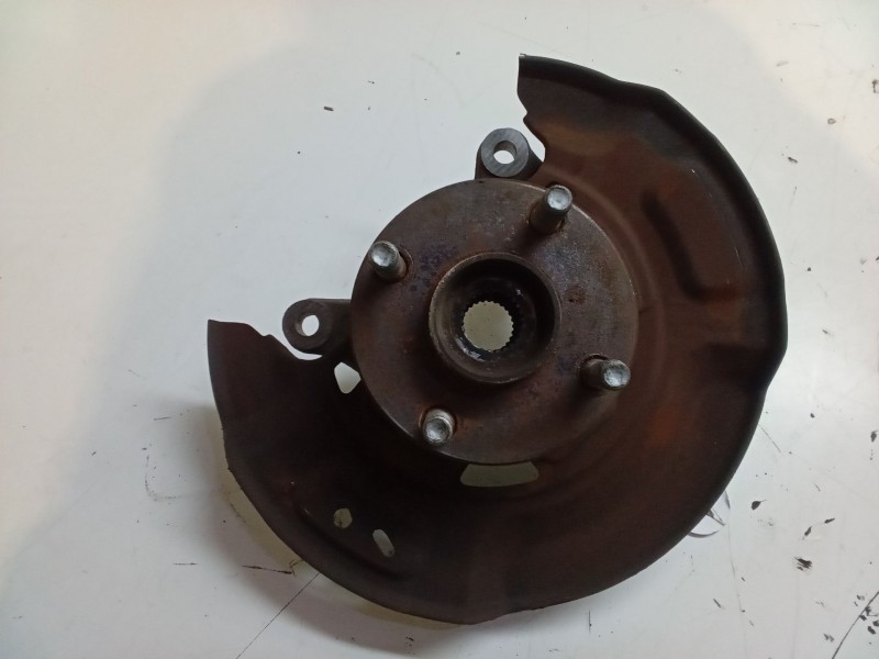 Recambio de mangueta delantera izquierda para toyota yaris (_p9_) 1.4 d-4d (nlp90_) referencia OEM IAM   
