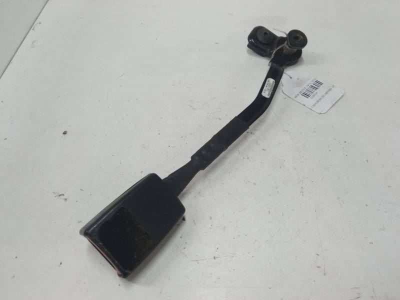 ANCLAJE CINTURON DELANTERO IZQUIERDO 
