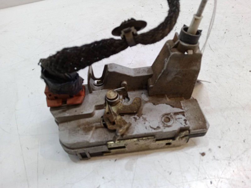 Recambio de cerradura puerta trasera derecha para peugeot 307 sw (3h) 2.0 hdi 135 referencia OEM IAM   