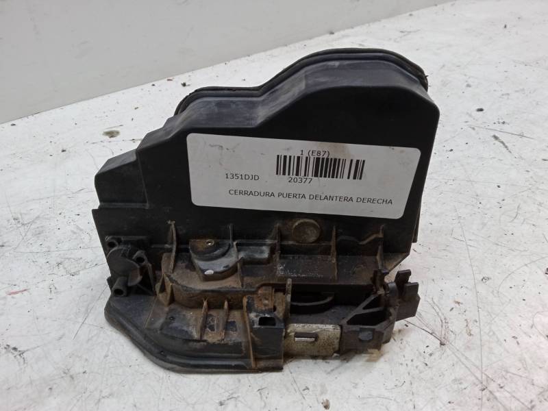 CERRADURA PUERTA DELANTERA DERECHA 