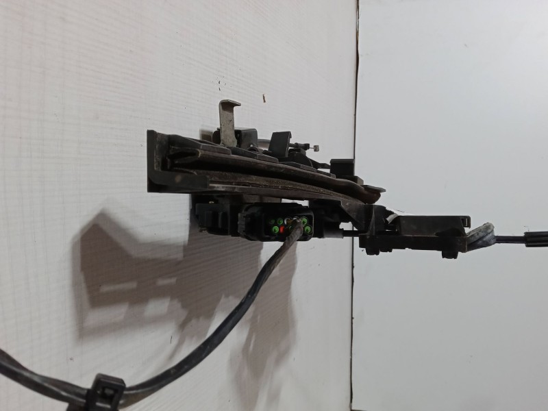 Recambio de cerradura puerta trasera derecha para ford focus ii sedán (db_, fch, dh) 1.6 referencia OEM IAM   