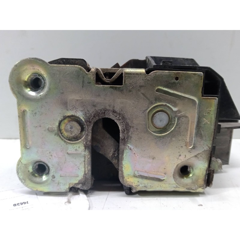 Recambio de cerradura puerta trasera izquierda para renault laguna i (b56_, 556_) 1.8 (b56a/b) referencia OEM IAM   