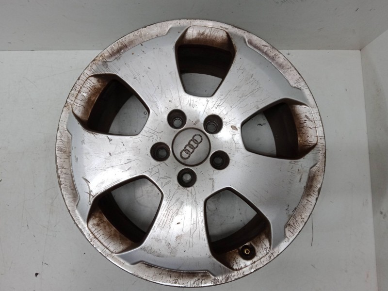 Recambio de llanta aluminio 17´´ para audi a4 b6 (8e2) 1.9 tdi referencia OEM IAM 7.5Jx17H2ET56  8P0601025C Recambio de llanta aluminio 17´´ para audi a4 b6 (8e2) 1.9 tdi referencia OEM IAM 7.5Jx17H2ET56  8P0601025C