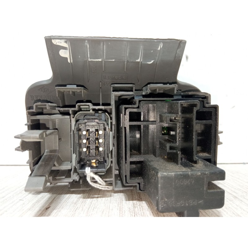 Recambio de regulador altura luces para renault scénic ii (jm0/1_) 1.5 dci (jm1e, jm16) referencia OEM IAM 8200140985  