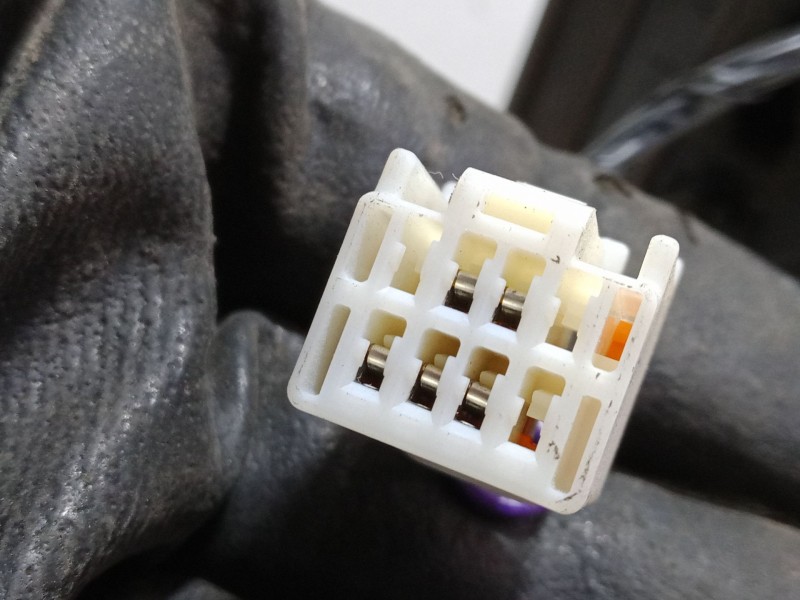 Recambio de retrovisor electrico izquierdo para mazda 6 hatchback (gg) 2.3 (gg3s) referencia OEM IAM   