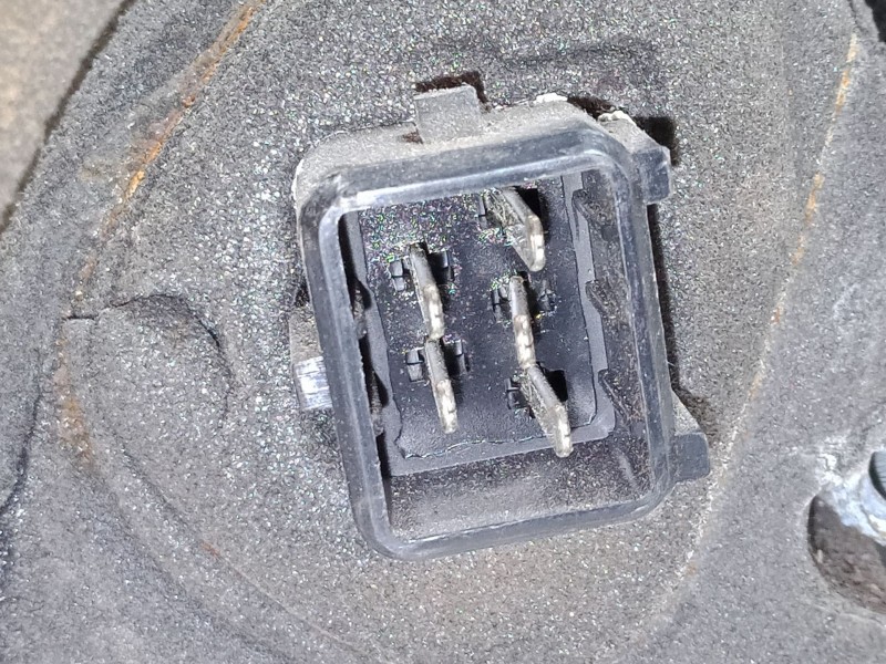 Recambio de retrovisor electrico derecho para ford mondeo i turnier (bnp) 2.0 i 16v referencia OEM IAM   