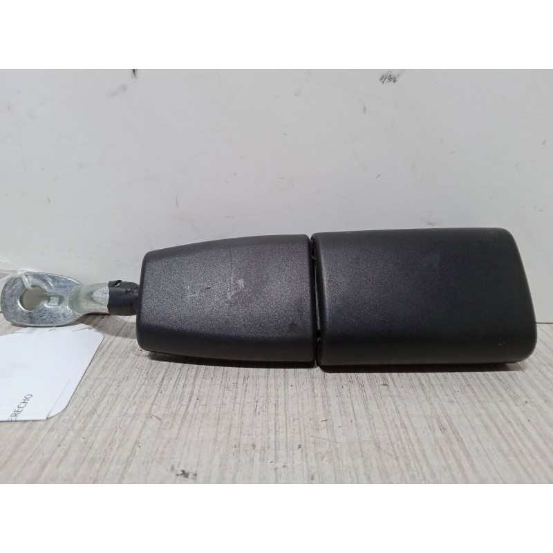 Recambio de anclaje cinturon delantero derecho para alfa romeo 147 (937_) 1.9 jtd (937.axd1a, 937.bxd1a) referencia OEM IAM 1044