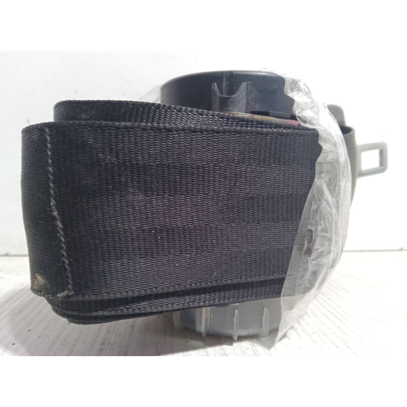 Recambio de cinturon con pretensor trasero derecho para volkswagen golf iv (1j1) 1.9 tdi referencia OEM IAM   
