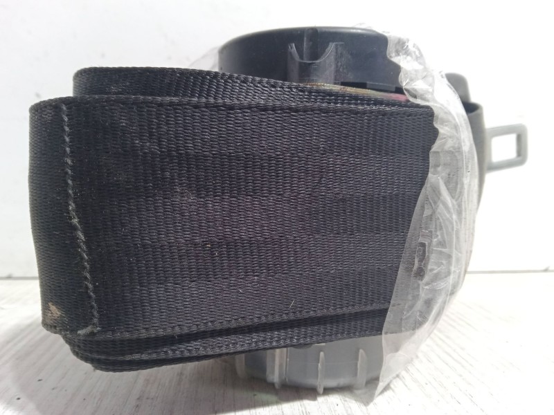 Recambio de cinturon con pretensor trasero derecho para volkswagen golf iv (1j1) 1.9 tdi referencia OEM IAM   