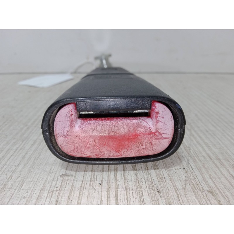 Recambio de anclaje cinturon delantero derecho para alfa romeo 147 (937_) 1.9 jtd (937.axd1a, 937.bxd1a) referencia OEM IAM 1044 Recambio de anclaje cinturon delantero derecho para alfa romeo 147 (937_) 1.9 jtd (937.axd1a, 937.bxd1a) referencia OEM IAM 1044