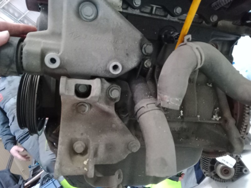 Recambio de motor completo para dacia sandero ii 1.2 referencia OEM IAM   