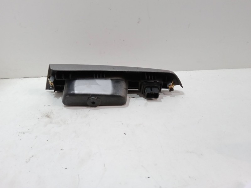 Recambio de mando elevalunas trasero izquierdo para hyundai getz (tb) 1.3 referencia OEM IAM   