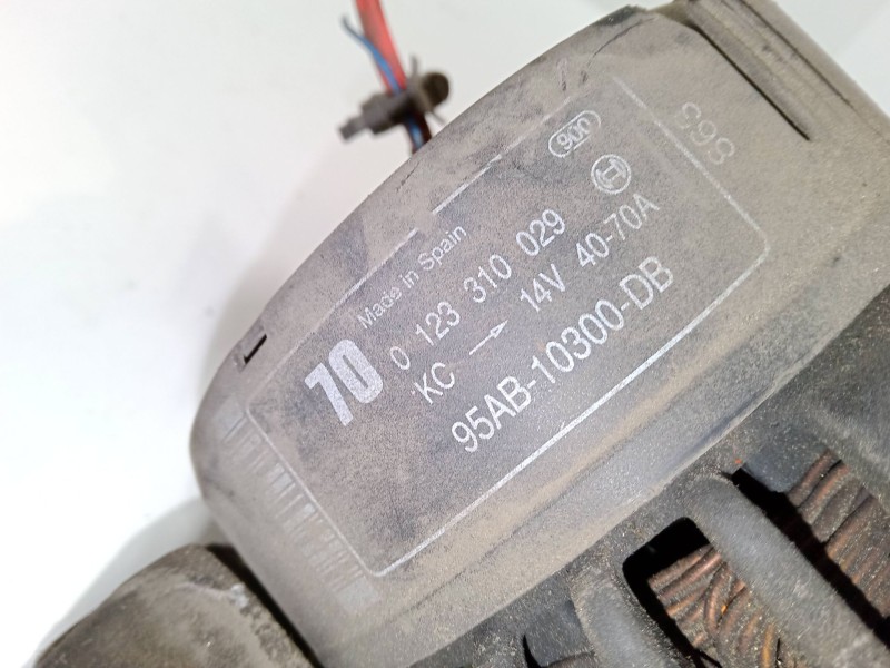 Recambio de alternador para ford escort v (aal, abl) 1.6 i 16v referencia OEM IAM 95AB10300DB  0123310029
