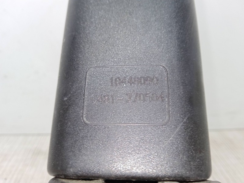 Recambio de anclaje cinturon delantero derecho para alfa romeo 147 (937_) 1.9 jtd (937.axd1a, 937.bxd1a) referencia OEM IAM 1044 Recambio de anclaje cinturon delantero derecho para alfa romeo 147 (937_) 1.9 jtd (937.axd1a, 937.bxd1a) referencia OEM IAM 1044