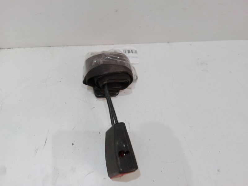 Recambio de anclaje cinturon trasero derecho para mercedes-benz clase e (w124) e 300 4-matic (124.230) referencia OEM IAM   