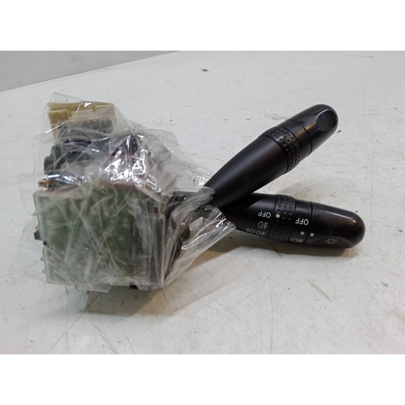 Recambio de mando luces para toyota corolla (_e12_) 1.6 vvt-i (zze121_) referencia OEM IAM   