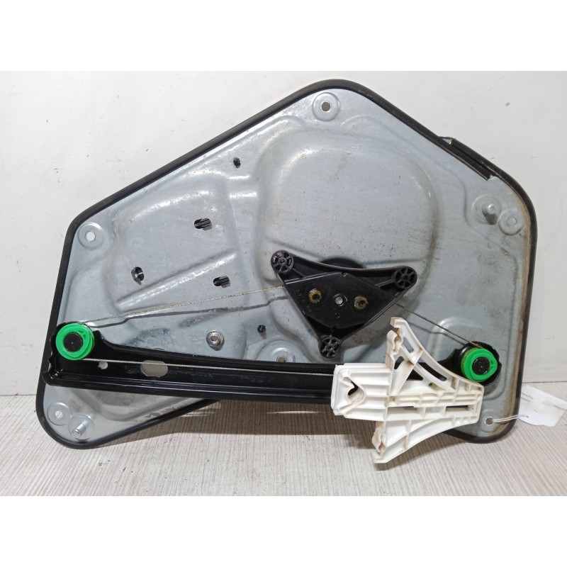 Recambio de elevalunas electrico trasero derecho para skoda yeti (5l) 1.2 tsi referencia OEM IAM 10219125611055L0839402B 5L09598