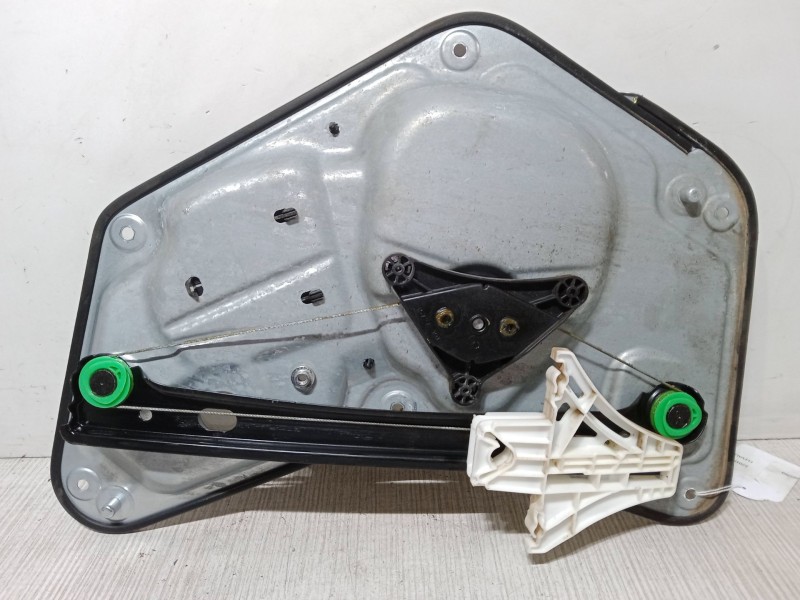 Recambio de elevalunas electrico trasero derecho para skoda yeti (5l) 1.2 tsi referencia OEM IAM 10219125611055L0839402B 5L09598