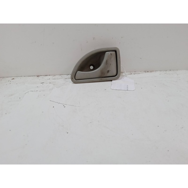 Recambio de maneta interior puerta delantera derecha para renault kangoo express (fc0/1_) 1.5 dci (fc1g) referencia OEM IAM   