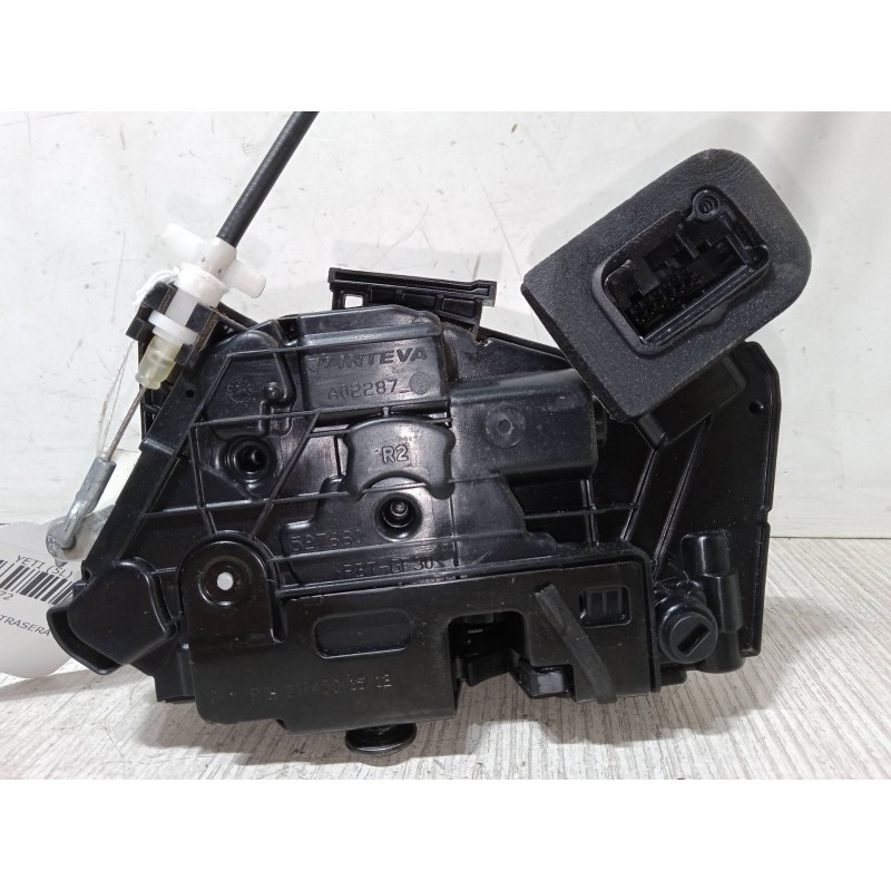 Recambio de cerradura puerta trasera derecha para skoda yeti (5l) 1.2 tsi referencia OEM IAM   