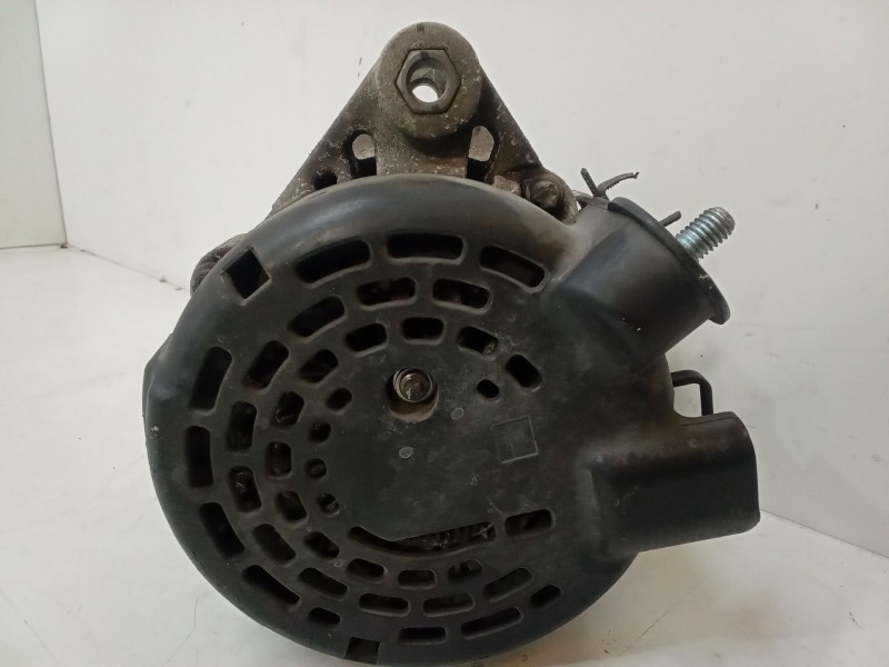 Recambio de alternador para kia carens iv 1.7 crdi referencia OEM IAM   