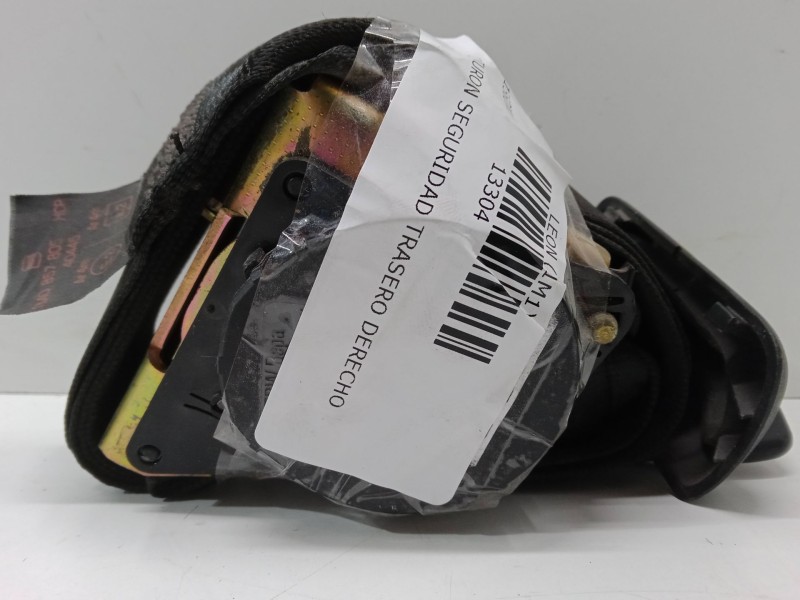 Recambio de cinturon seguridad trasero derecho para seat leon (1m1) 1.9 tdi referencia OEM IAM    Recambio de cinturon seguridad trasero derecho para seat leon (1m1) 1.9 tdi referencia OEM IAM