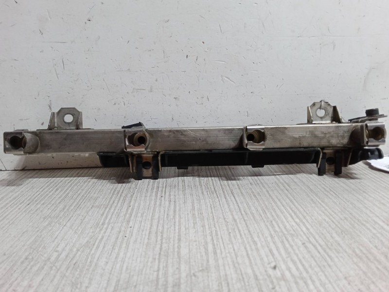 Recambio de rampa inyectora para bmw 3 compact (e46) 318 ti referencia OEM IAM   