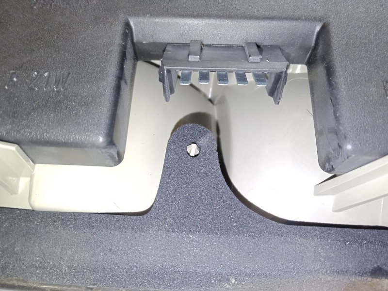 Recambio de piloto trasero izquierdo para ford escort v (aal, abl) 1.6 i 16v referencia OEM IAM   