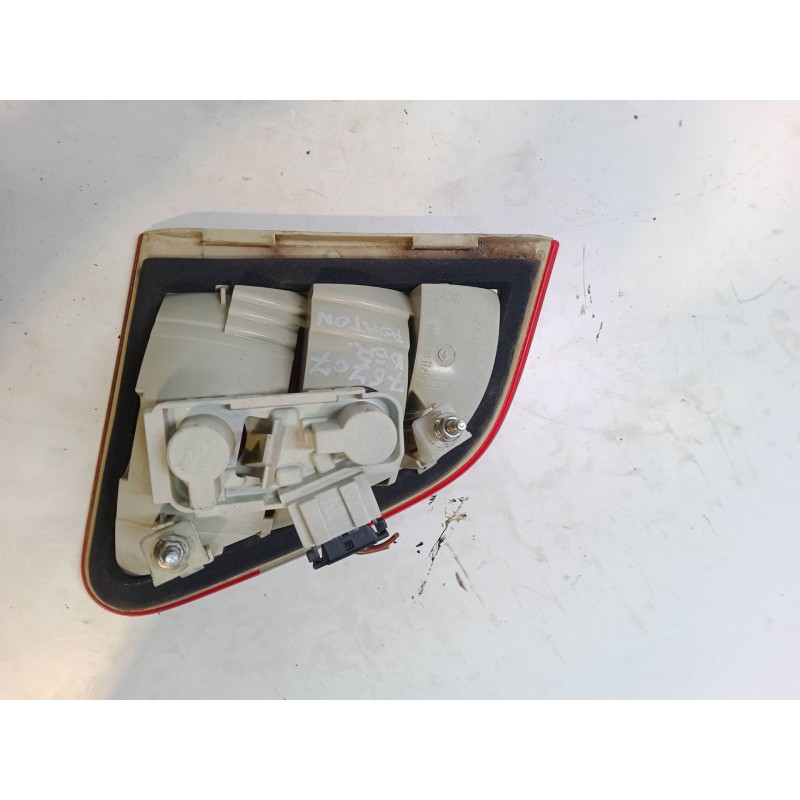 Recambio de piloto trasero porton derecho para mercedes-benz clase b sports tourer (w245) b 180 cdi (245.207) referencia OEM IAM