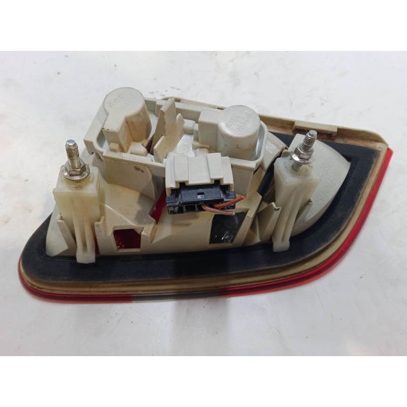 Recambio de piloto trasero porton derecho para mercedes-benz clase b sports tourer (w245) b 180 cdi (245.207) referencia OEM IAM