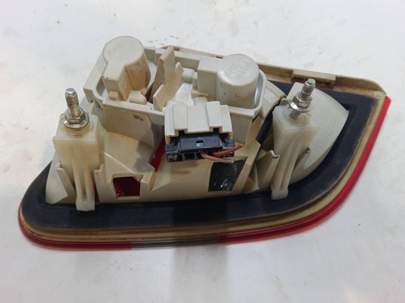 Recambio de piloto trasero porton derecho para mercedes-benz clase b sports tourer (w245) b 180 cdi (245.207) referencia OEM IAM